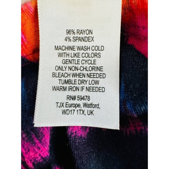 2/$30 Cynthia Rowley M Vibrant Ikat Pattern Maxi Skirt Magenta, Navy, Black - Picture 10 of 12